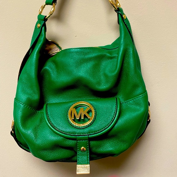 Michael Kors Handbags - Michael Kors Kelly Green Purse